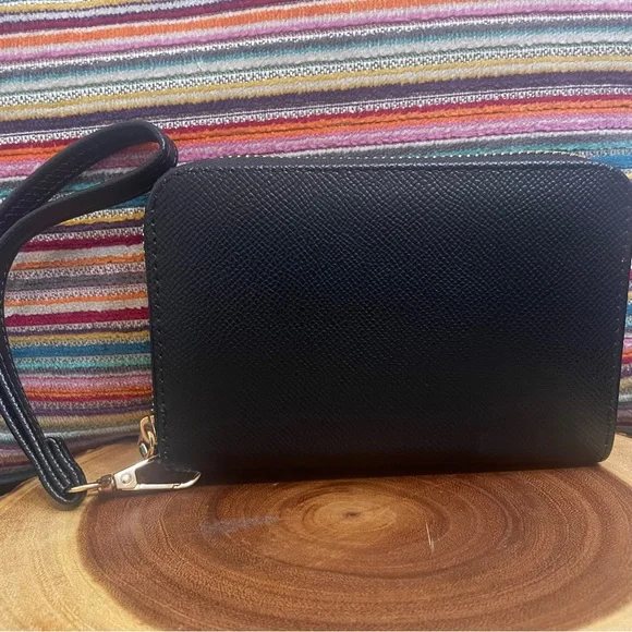 Micro-Pak Small Black Corner Zip Vegan Pebbled Leather Wristlet Wallet NWOT - Picture 3 of 12